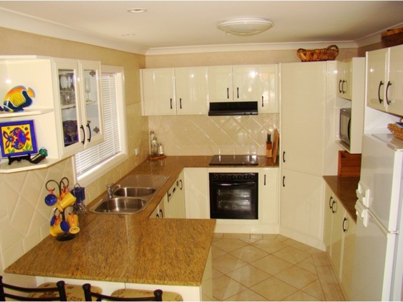 282 Elizabeth Drive, Vincentia NSW 2540