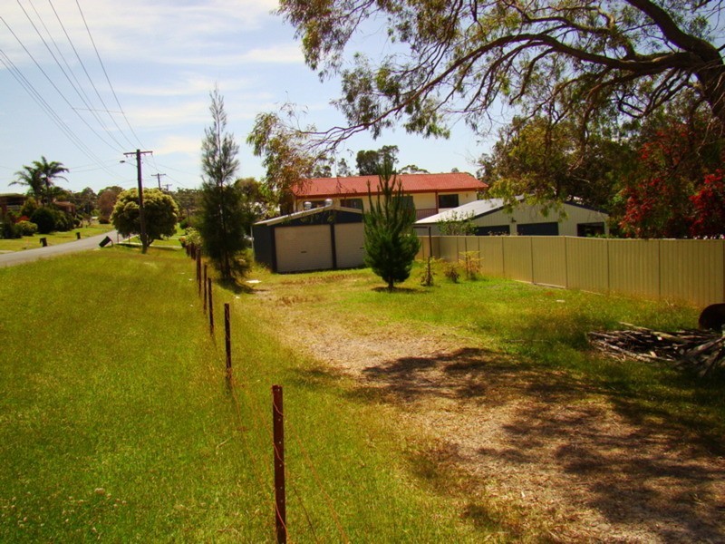 11 Caulfield  Parade, Old Erowal Bay NSW 2540