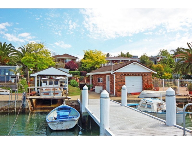 9 Field Street, Huskisson NSW 2540