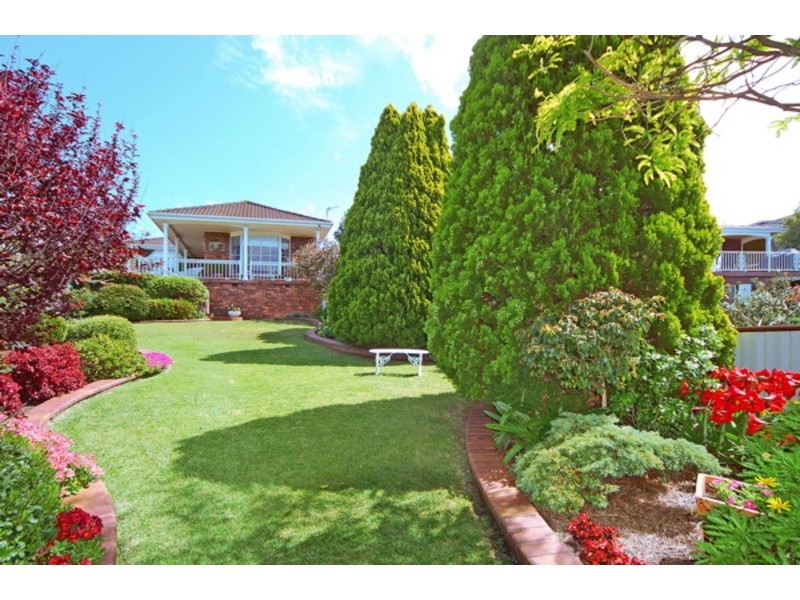 9 Field Street, Huskisson NSW 2540