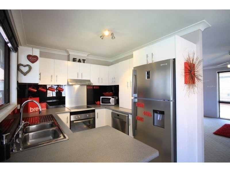 12 Kestrel Avenue, Sanctuary Point NSW 2540