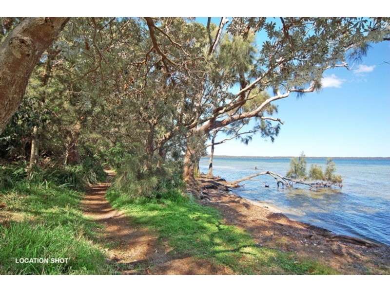13 Greville Avenue, Sanctuary Point NSW 2540