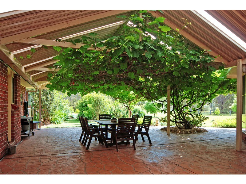 15 Vallon  Road, Woollamia NSW 2540