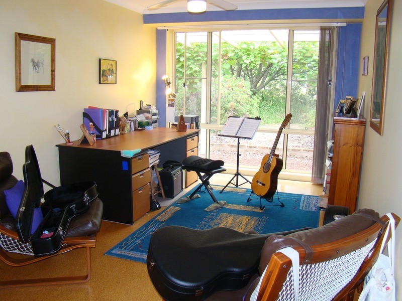 15 Vallon  Road, Woollamia NSW 2540