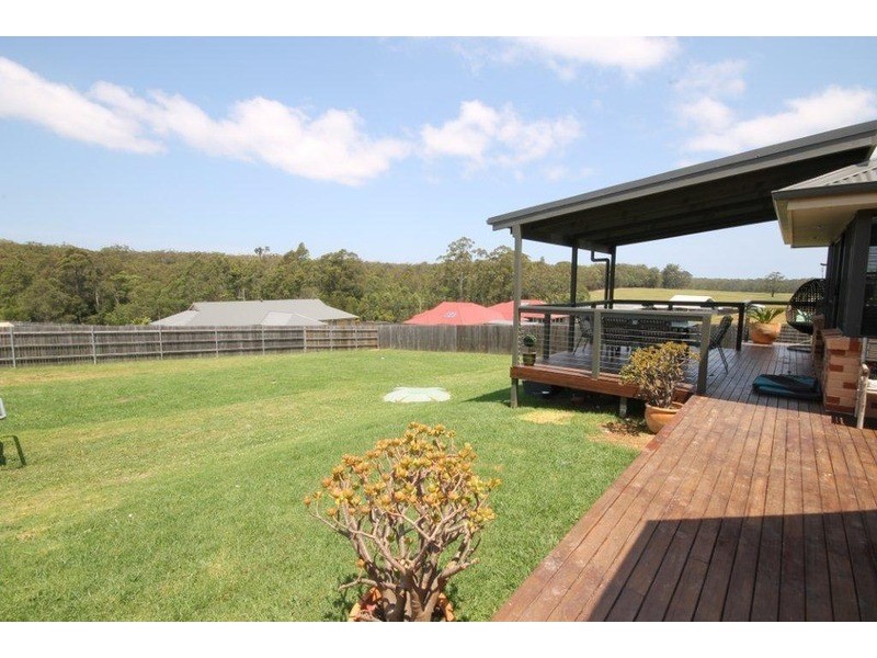 22 Bellfield  Place, Tomerong NSW 2540