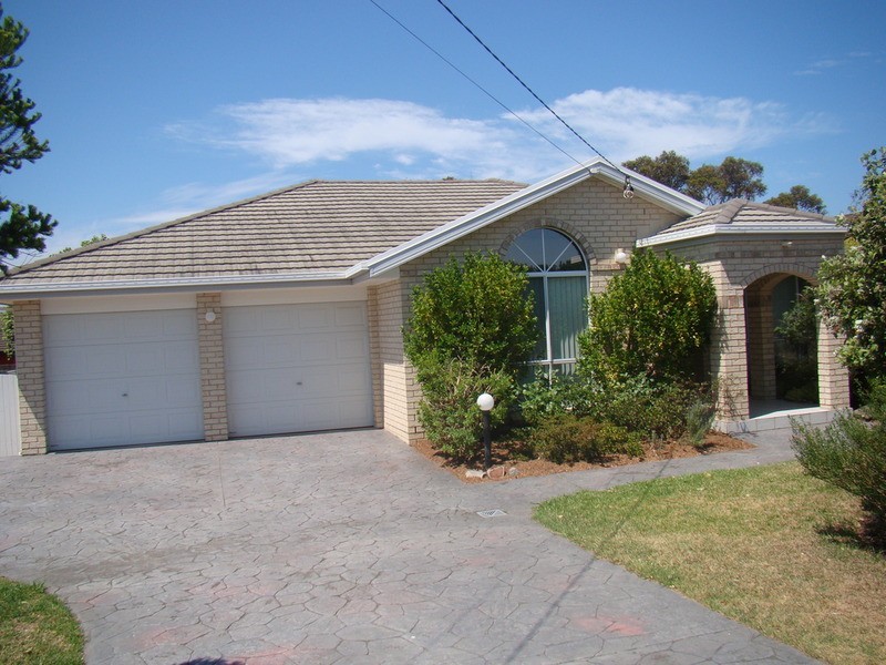 6 Prowse Close, Vincentia NSW 2540