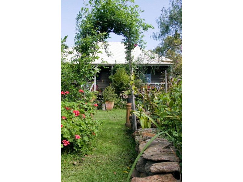 18 Kells Road, Tomerong NSW 2540