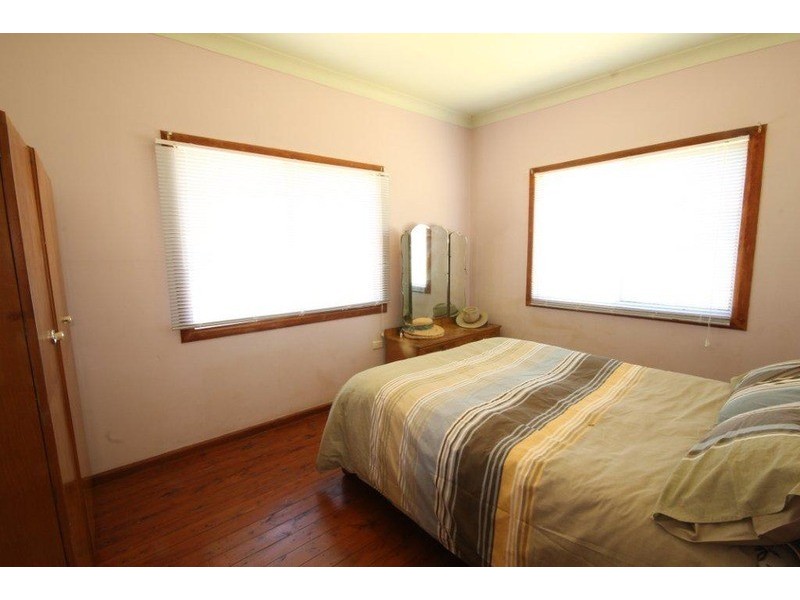 1 Dunisla  Street, Sanctuary Point NSW 2540