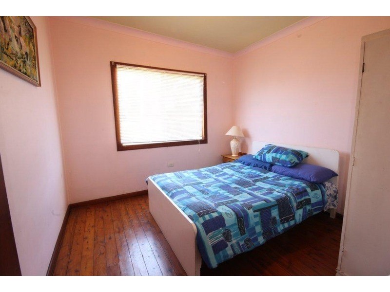 1 Dunisla  Street, Sanctuary Point NSW 2540