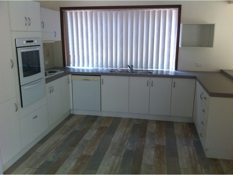 34 Elanora  Parade, Basin View NSW 2540