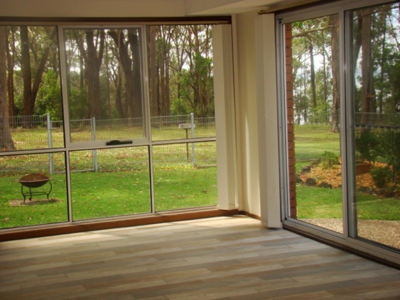 34 Elanora  Parade, Basin View NSW 2540