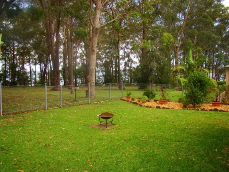 34 Elanora  Parade, Basin View NSW 2540