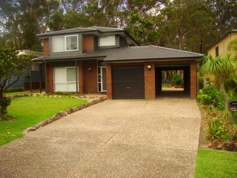 34 Elanora  Parade, Basin View NSW 2540