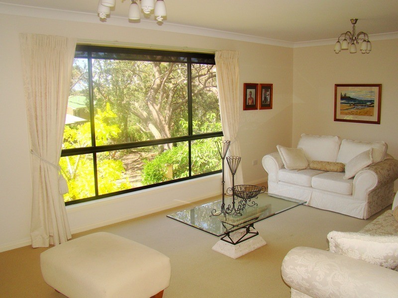 8 Irwin  Place, Vincentia NSW 2540