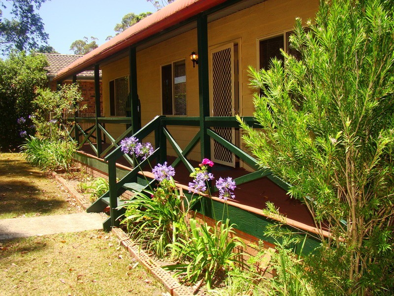 4 Christiansen  Avenue, Old Erowal Bay NSW 2540