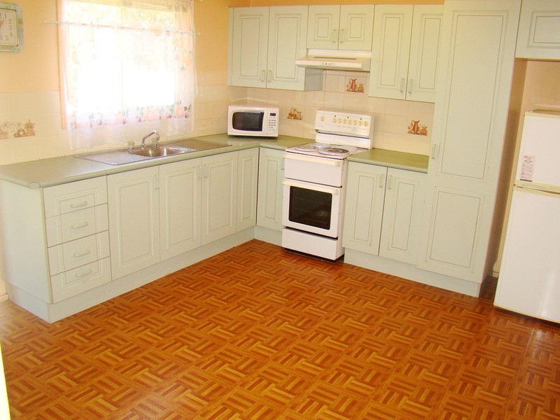 4 Christiansen  Avenue, Old Erowal Bay NSW 2540