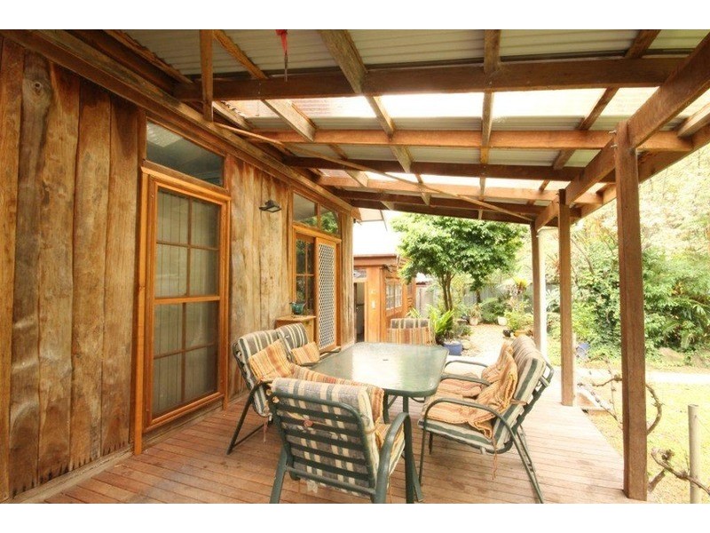 121 Tallyan Point Road, Basin View NSW 2540