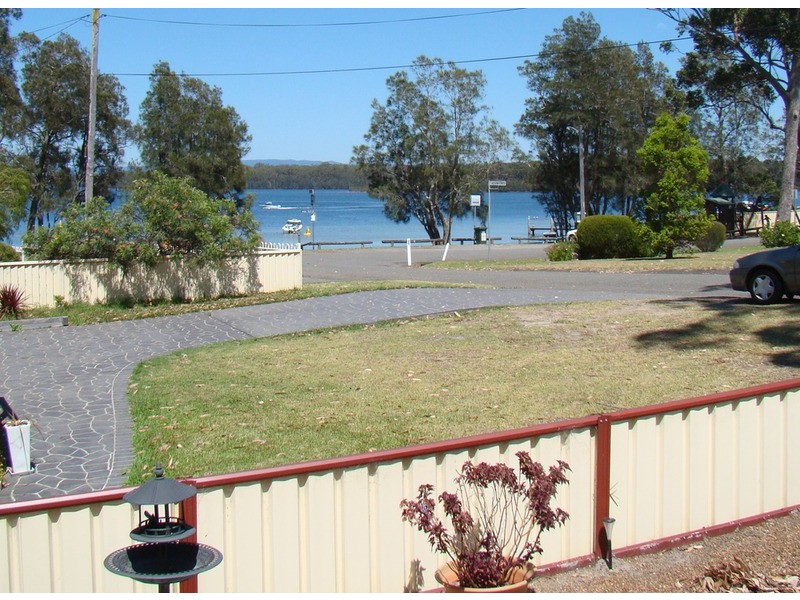 17 Graham Avenue, St Georges Basin NSW 2540