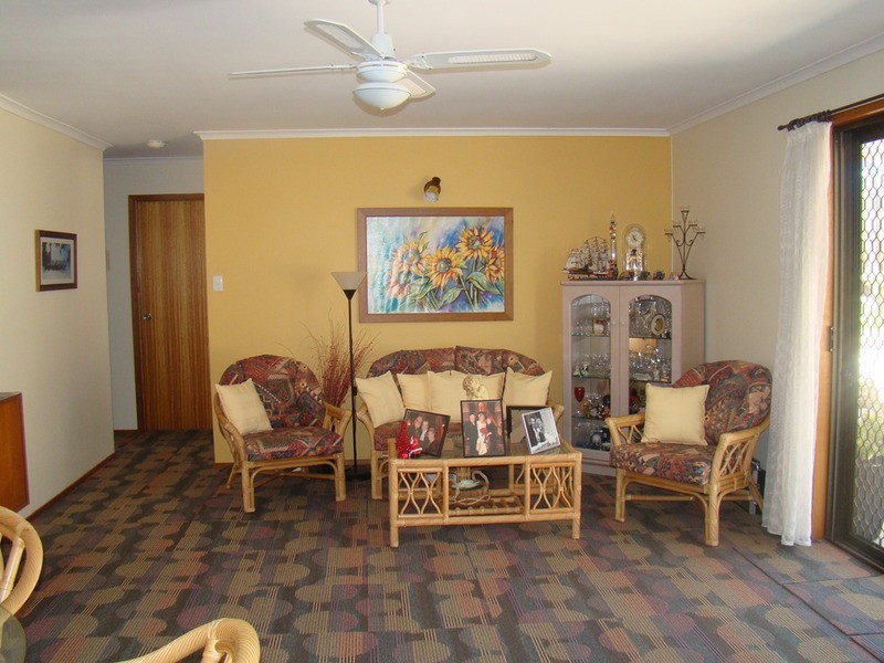 17 Graham Avenue, St Georges Basin NSW 2540