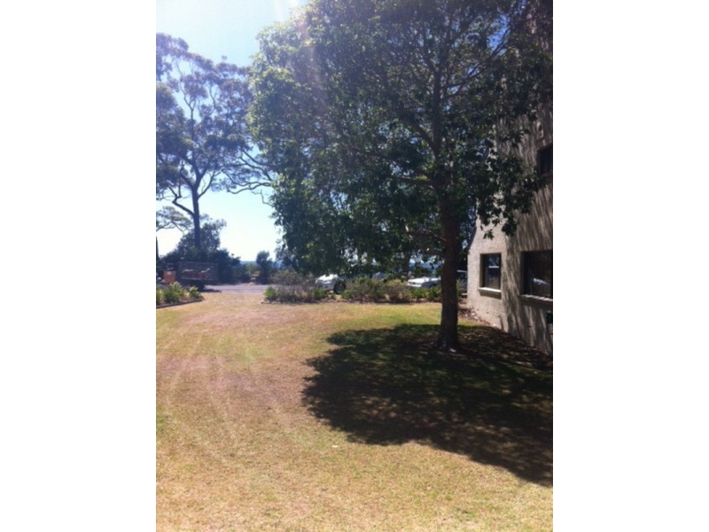 2/5-6 Beach  Street, Huskisson NSW 2540