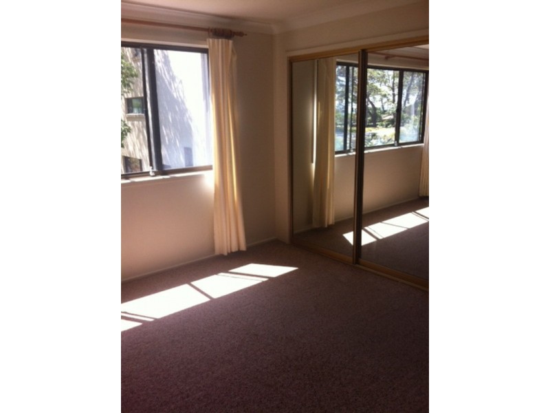 2/5-6 Beach  Street, Huskisson NSW 2540