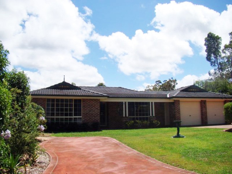 8 Wahroonga Place, St Georges Basin NSW 2540