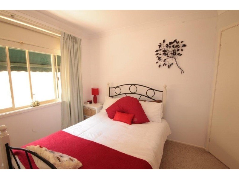 16 Kurraba Place, St Georges Basin NSW 2540