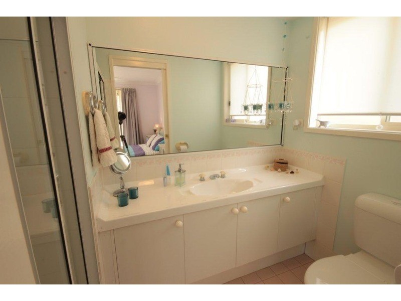 16 Kurraba Place, St Georges Basin NSW 2540