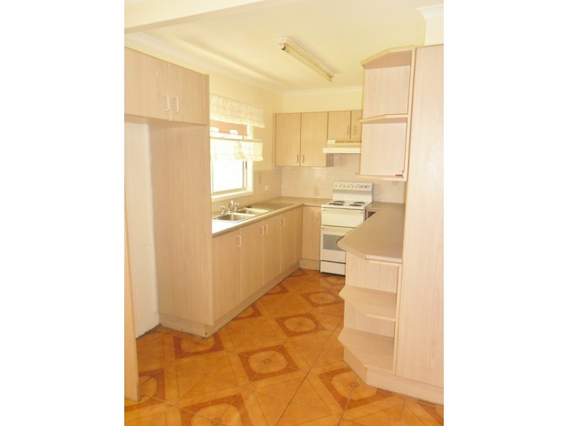211 Loralyn  Avenue, Sanctuary Point NSW 2540