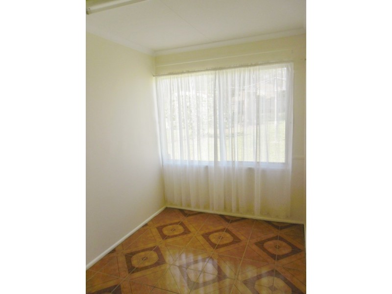 211 Loralyn  Avenue, Sanctuary Point NSW 2540