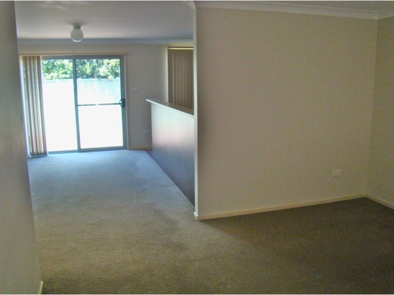 2/47 Hawke  Street, Huskisson NSW 2540