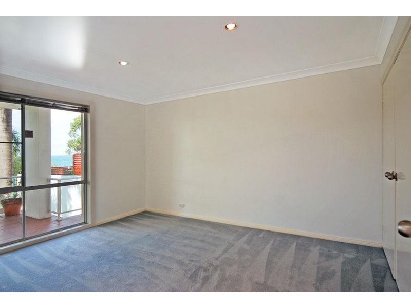 212 Elizabeth Drive, Vincentia NSW 2540