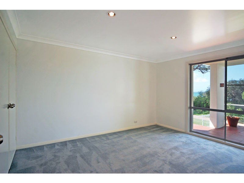 212 Elizabeth Drive, Vincentia NSW 2540