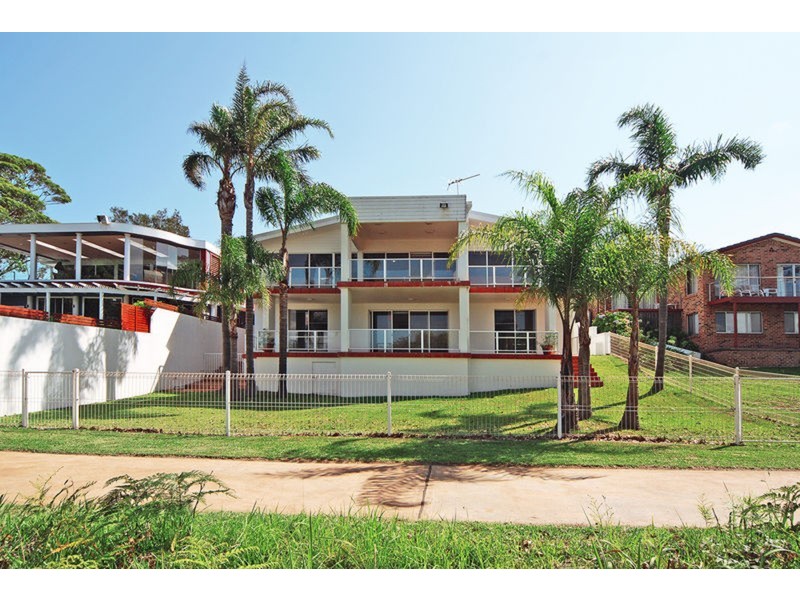 212 Elizabeth Drive, Vincentia NSW 2540