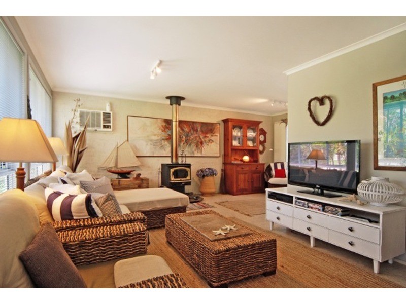 171 Walmer Avenue, Sanctuary Point NSW 2540