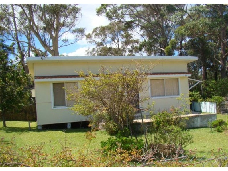 16 High  Street, Erowal Bay NSW 2540