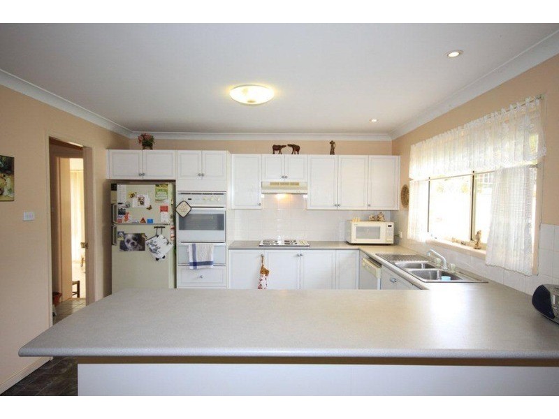 20  Kirkham Way, Sanctuary Point NSW 2540