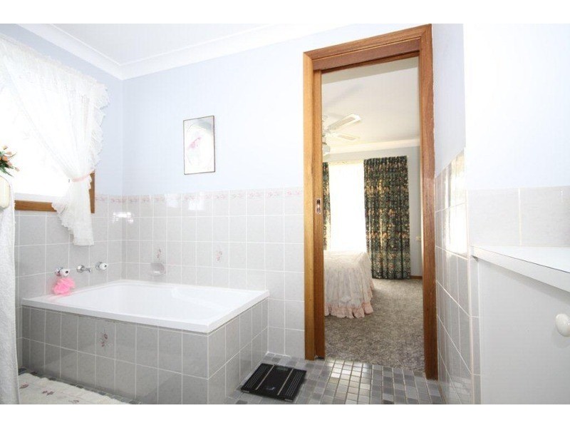 68 The Park  Drive, Sanctuary Point NSW 2540