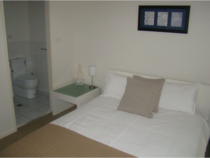 2/5 Keppel  Street, Huskisson NSW 2540