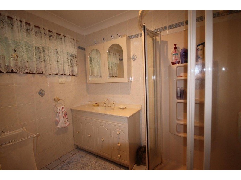 190 Sanctuary Point Road, Sanctuary Point NSW 2540