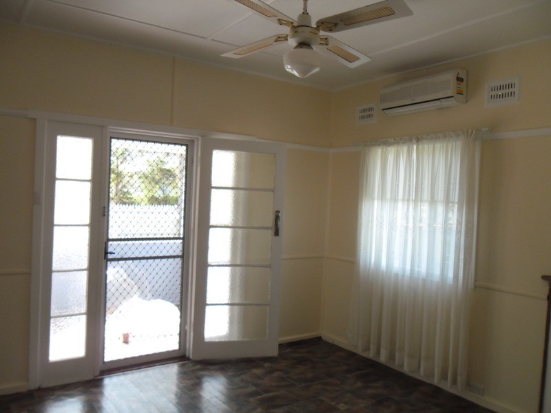 18 Nowra  Street, Huskisson NSW 2540