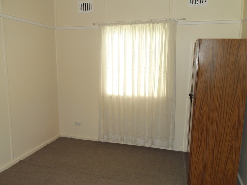 18 Nowra  Street, Huskisson NSW 2540