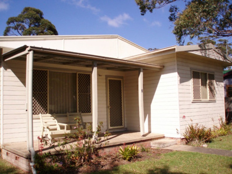 8 Keppel Street, Huskisson NSW 2540