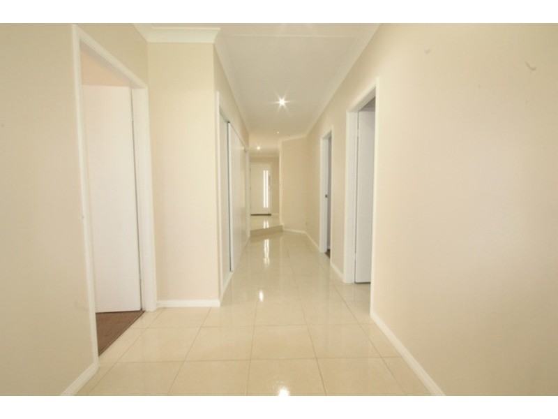 47 St George  Avenue, Vincentia NSW 2540