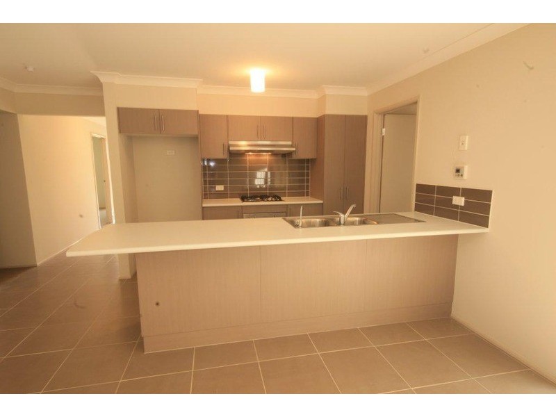 15  Avro Avenue, Sanctuary Point NSW 2540