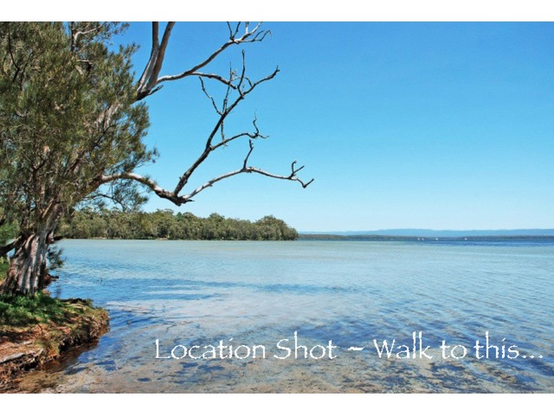 2/18 Frederick  Street, Sanctuary Point NSW 2540