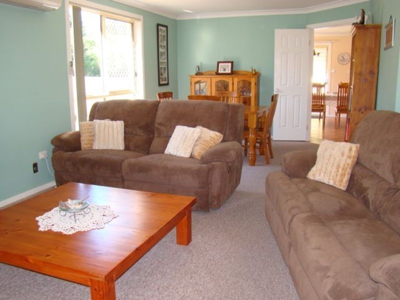 6 Nulla  Place, St Georges Basin NSW 2540