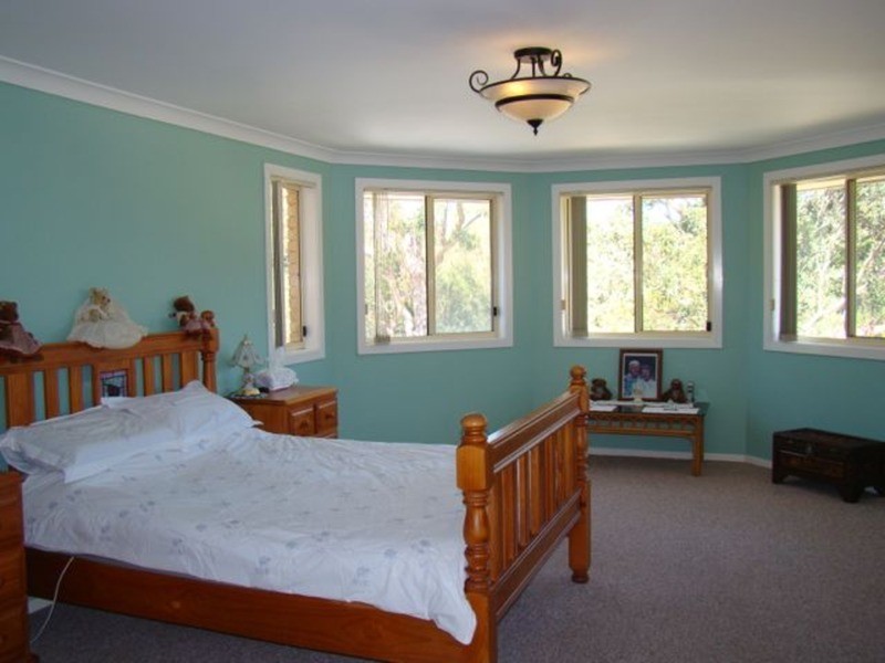 6 Nulla  Place, St Georges Basin NSW 2540