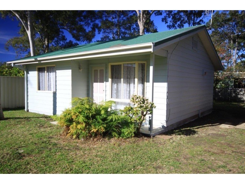 6 Tibbles  Avenue, Old Erowal Bay NSW 2540
