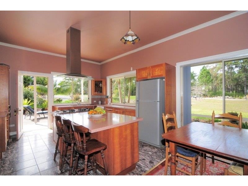 432 Pine Forest  Road, Tomerong NSW 2540